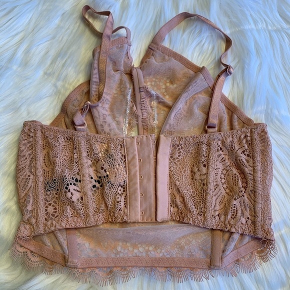 NWT Very Sexy Plunge Peach Eyelash Lace Bralette - Picture 5 of 8